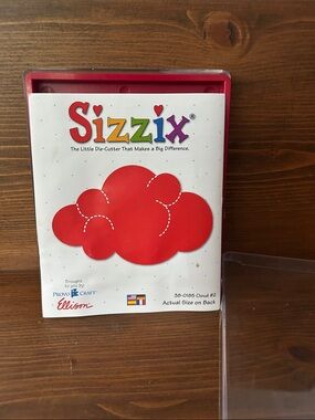 Sizzix  Cloud Die-Cutter in Red 38-0185